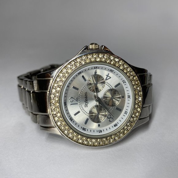 Style & Co Ladies Stainless Steel Watch - New Battery - Picture 1 of 4